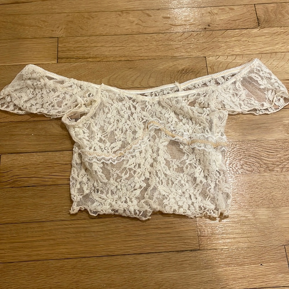 white lace crop top